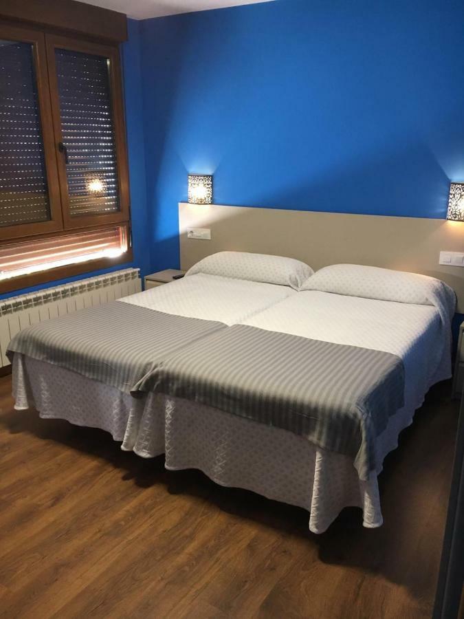 Narcea Turismo Real Apartment Cangas De Narcea Ngoại thất bức ảnh