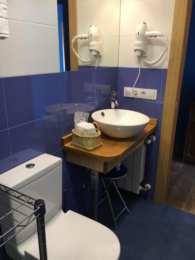 Narcea Turismo Real Apartment Cangas De Narcea Ngoại thất bức ảnh