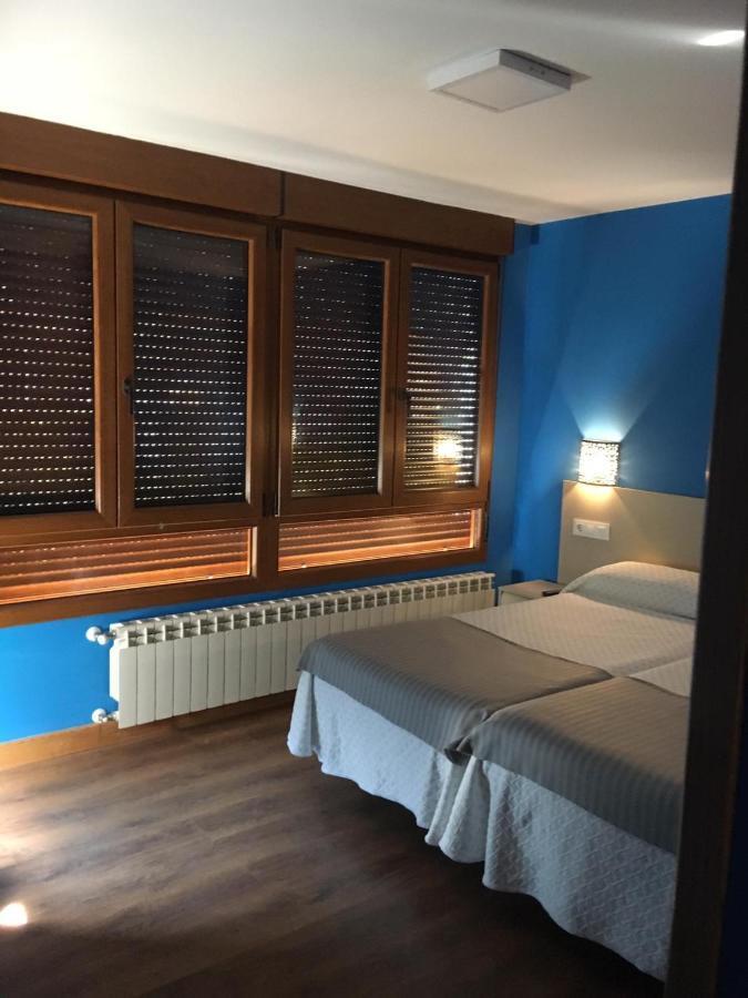 Narcea Turismo Real Apartment Cangas De Narcea Ngoại thất bức ảnh